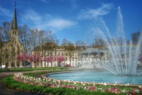 Appartement Très Bel Dijonnais Place Wilson Gutembert *